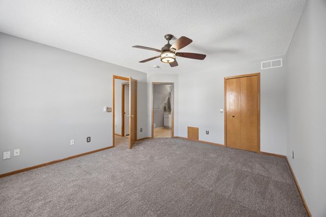 2711 Mallard Drive, Woodbury, MN 55125