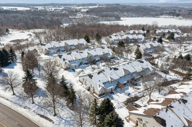 2711 Mallard Drive, Woodbury, MN 55125