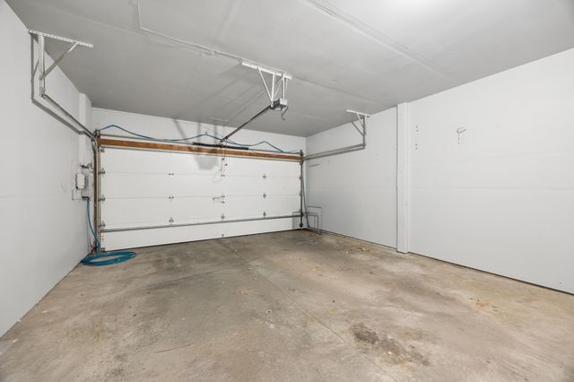 2711 Mallard Drive, Woodbury, MN 55125