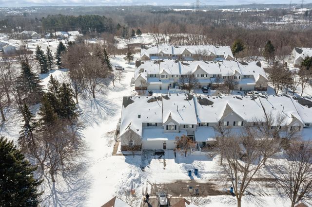 2711 Mallard Drive, Woodbury, MN 55125