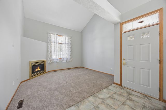 2711 Mallard Drive, Woodbury, MN 55125