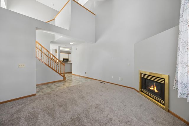 2711 Mallard Drive, Woodbury, MN 55125