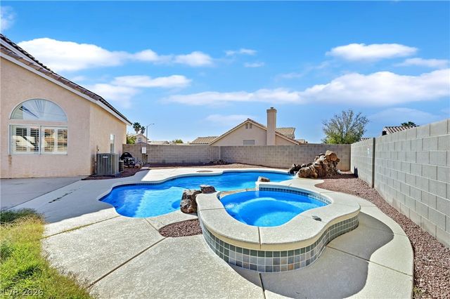 6492 Silent Pine Avenue, Las Vegas, NV 89156