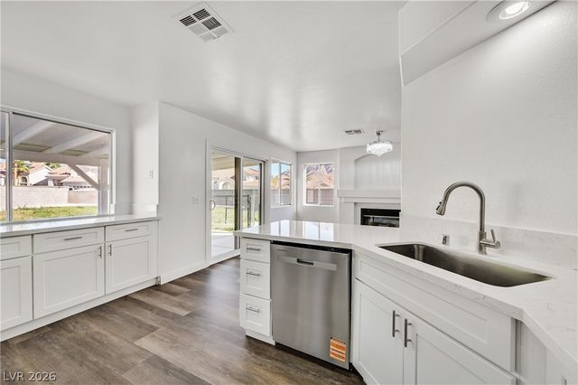 6492 Silent Pine Avenue, Las Vegas, NV 89156