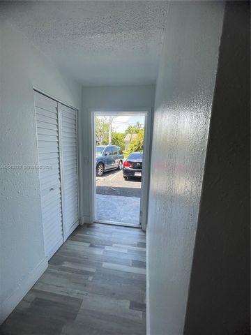 1532 SW 5th Place A1, Fort Lauderdale, FL 33312