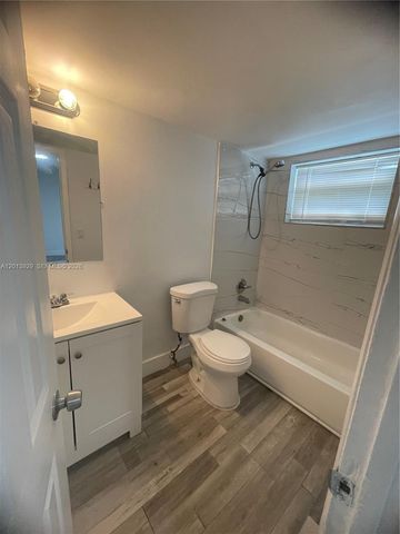 1532 SW 5th Place A1, Fort Lauderdale, FL 33312