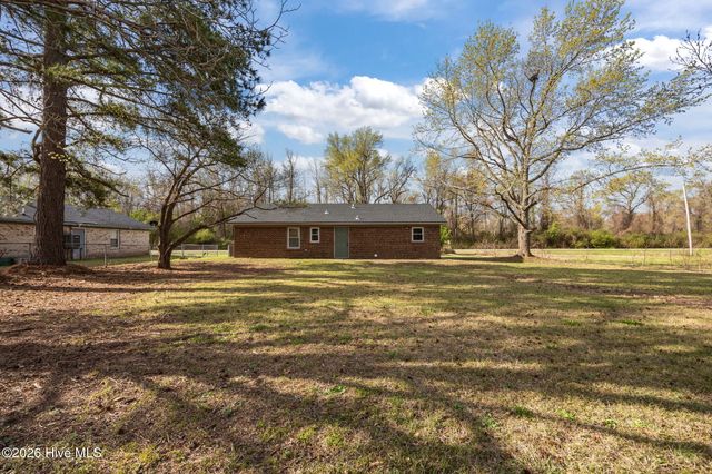 1061 Pactolus HW, Greenville, NC 27834