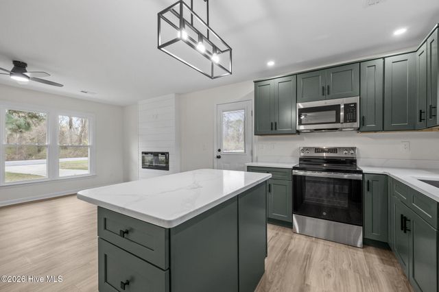 1061 Pactolus HW, Greenville, NC 27834