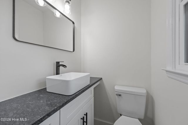 1061 Pactolus HW, Greenville, NC 27834