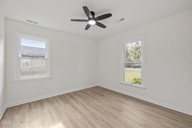 1061 Pactolus HW, Greenville, NC 27834