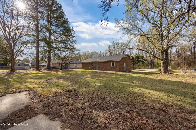 1061 Pactolus HW, Greenville, NC 27834