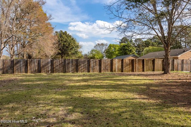 1061 Pactolus HW, Greenville, NC 27834