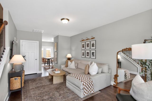 2011 Axis Ave, Old Hickory, TN 37138