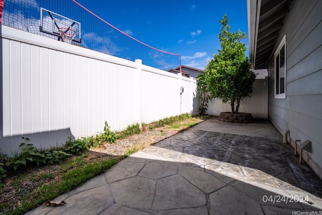 91-1044 Kekaiholo Street, Ewa Beach, HI 96706