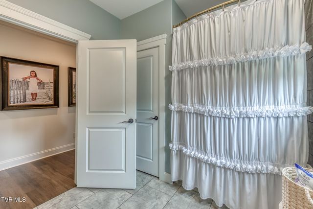 109 Countryside Drive, Johnson City, TN 37604