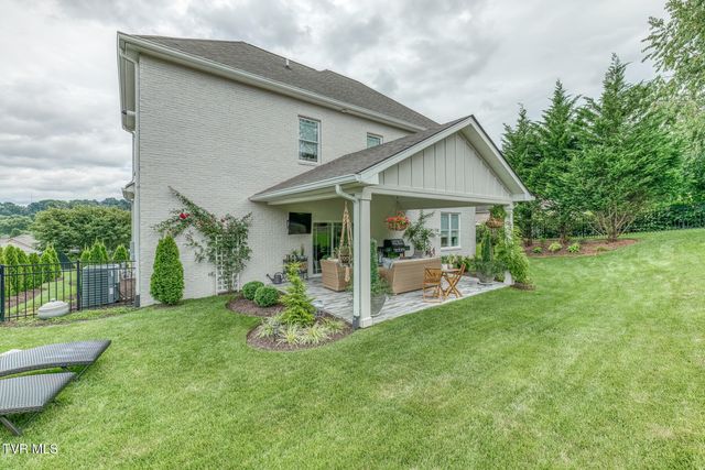 109 Countryside Drive, Johnson City, TN 37604