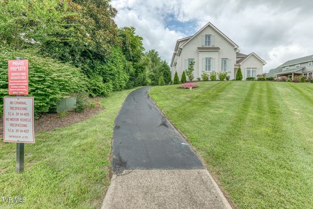 109 Countryside Drive, Johnson City, TN 37604