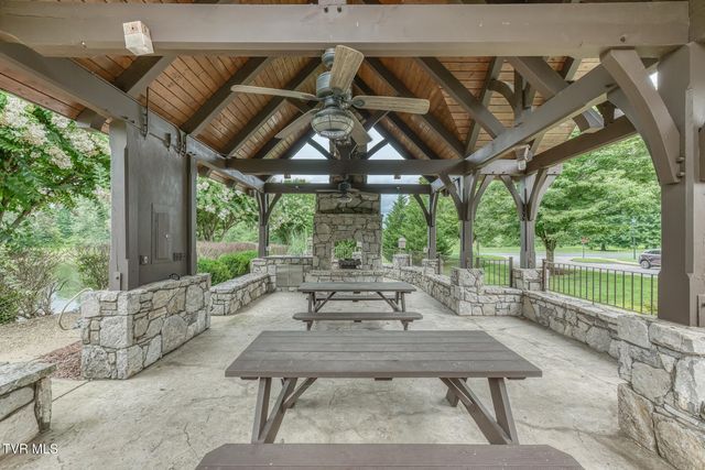 109 Countryside Drive, Johnson City, TN 37604