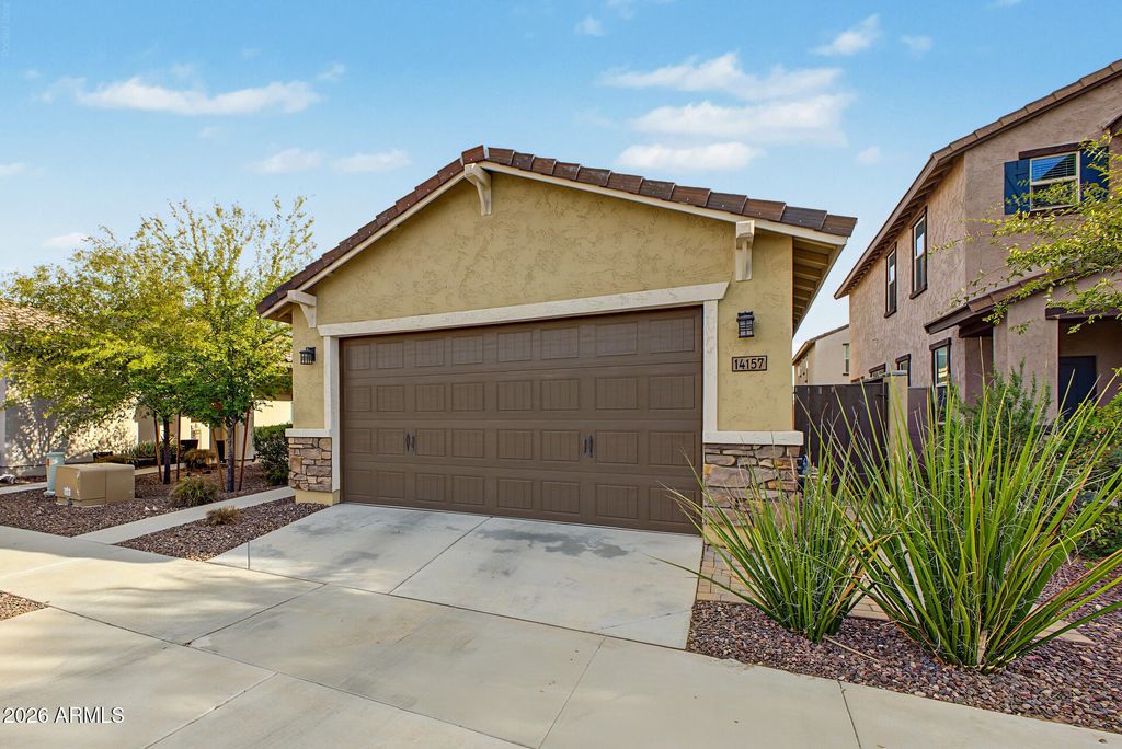 14157 W VOLTAIRE Street, Surprise, AZ 85379 — photo 3