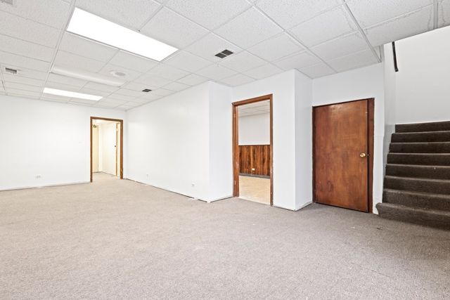 6549 North Avenue, Oak Park, IL 60302