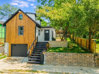 4635 Genessee Street, Kansas City, MO 64112