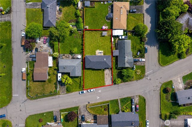 24911 38th Avenue S, Kent, WA 98032