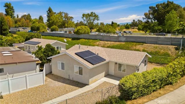 260 Lustrosos Street, Oceanside, CA 92057