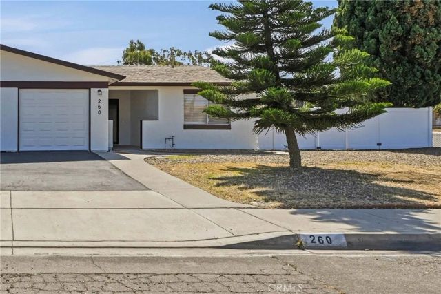 260 Lustrosos Street, Oceanside, CA 92057