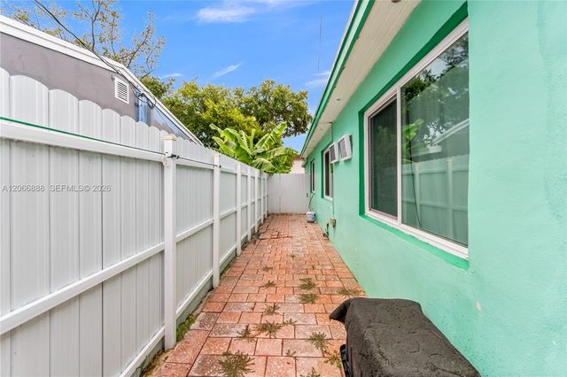 1490 NE 151st Terrace, North Miami Beach, FL 33162