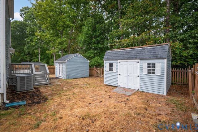 1615 Winters Hill Cir, North Chesterfield, VA 23236