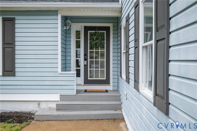 1615 Winters Hill Cir, North Chesterfield, VA 23236