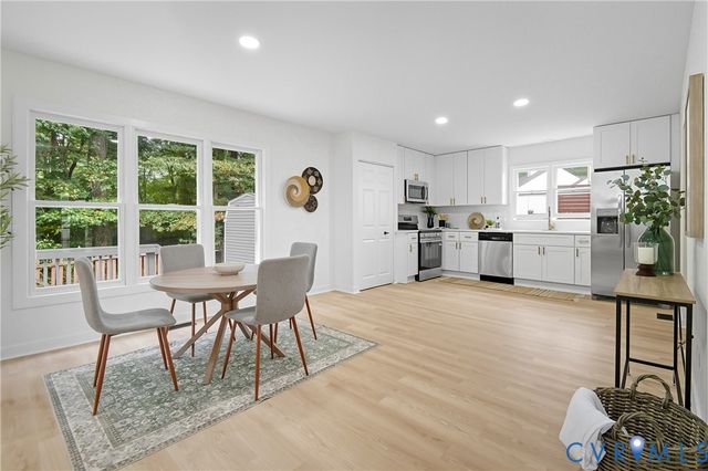 1615 Winters Hill Cir, North Chesterfield, VA 23236