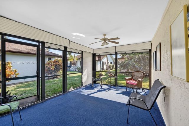 6310 Tall Cypress Circle, Greenacres, FL 33463