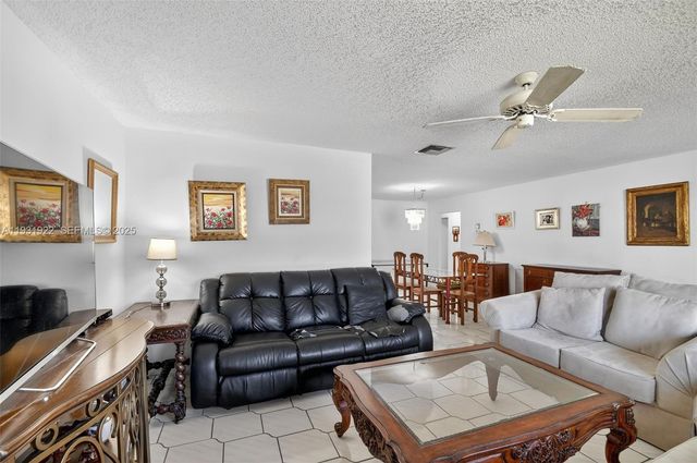 6310 Tall Cypress Circle, Greenacres, FL 33463