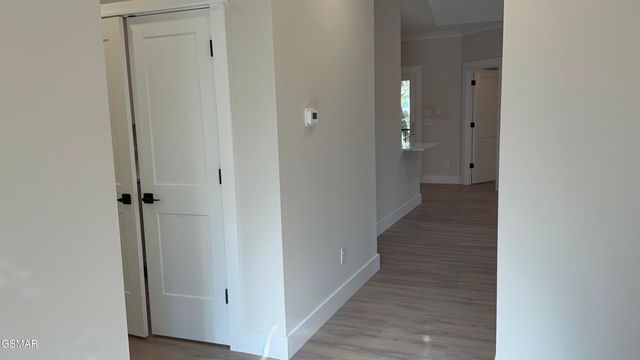 906 Fine Glen Drive, Sevierville, TN 37862