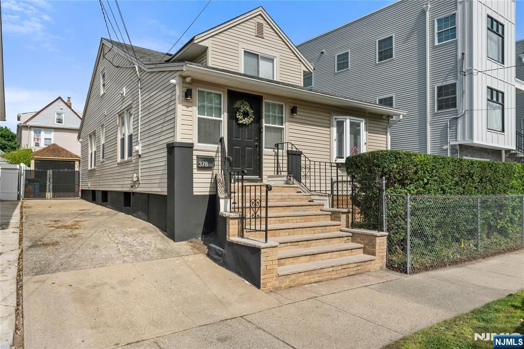 378 27th Street, Paterson, NJ 07514