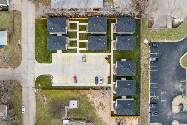 3212-3244 S Victoria Ave, Wichita, KS 67216