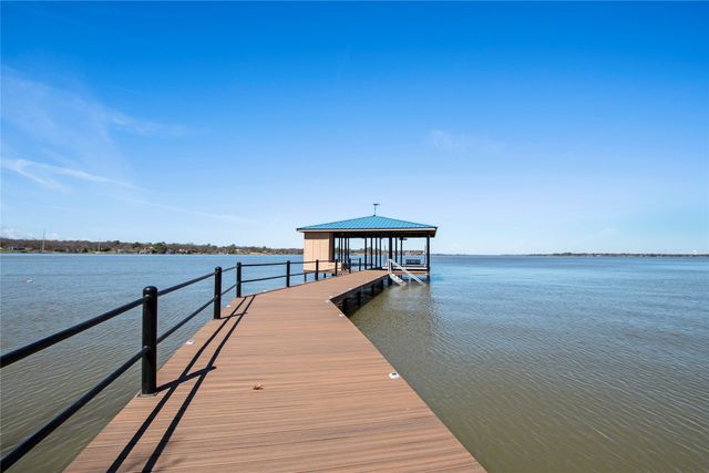 85 Still Harbor Circle, Tool, TX 75143