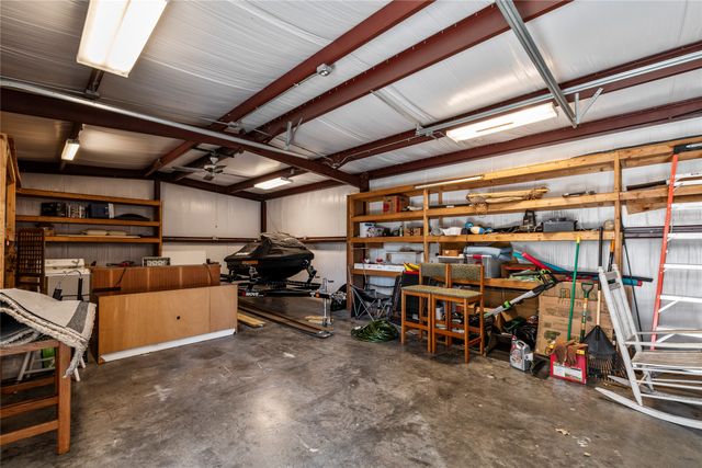 85 Still Harbor Circle, Tool, TX 75143