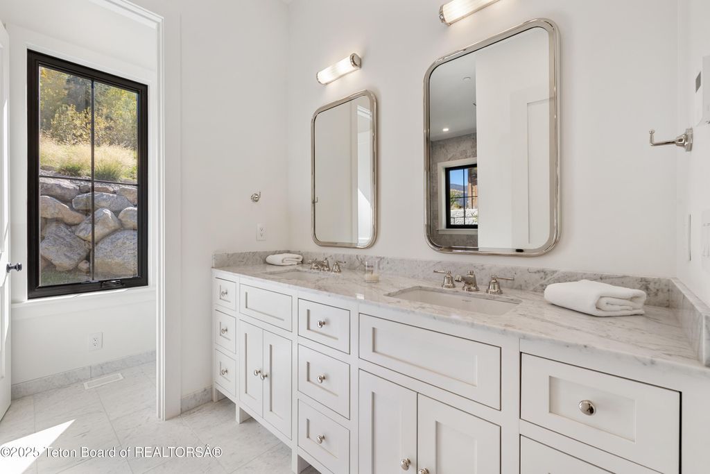 705 RODEO Drive, Jackson, WY 83001 photo 12