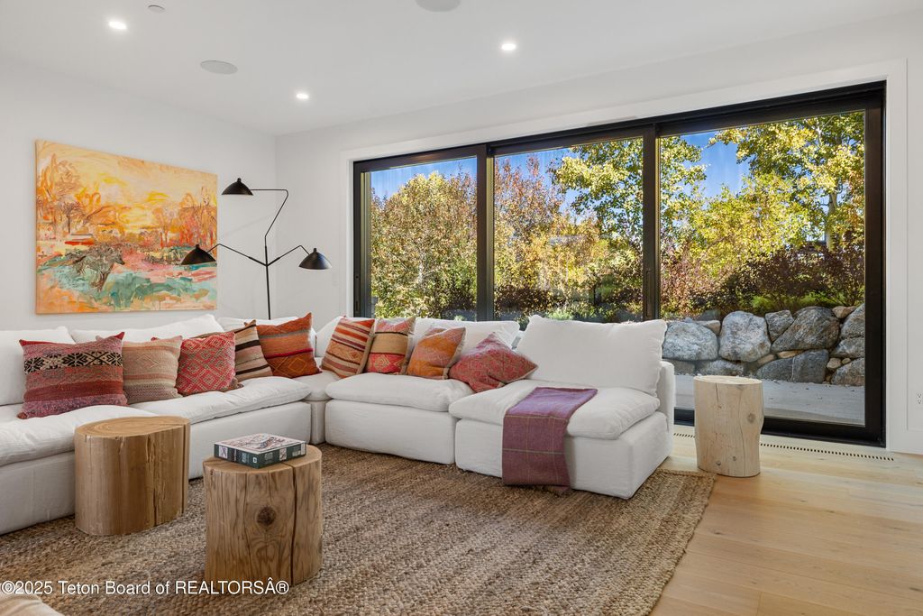 705 RODEO Drive, Jackson, WY 83001 photo 18