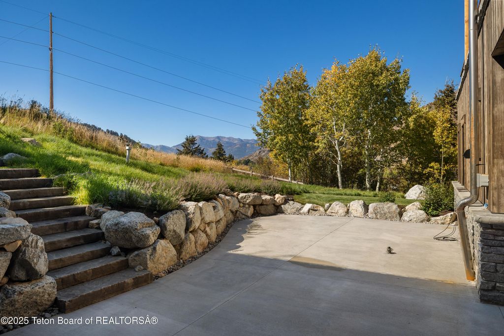 705 RODEO Drive, Jackson, WY 83001 photo 25