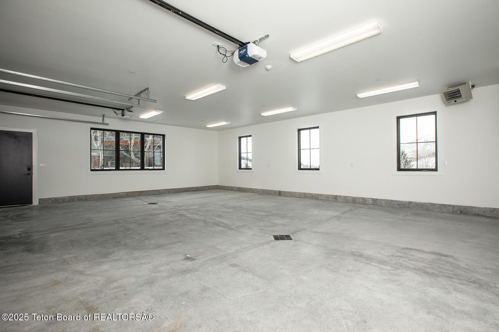 705 RODEO Drive, Jackson, WY 83001 photo 27