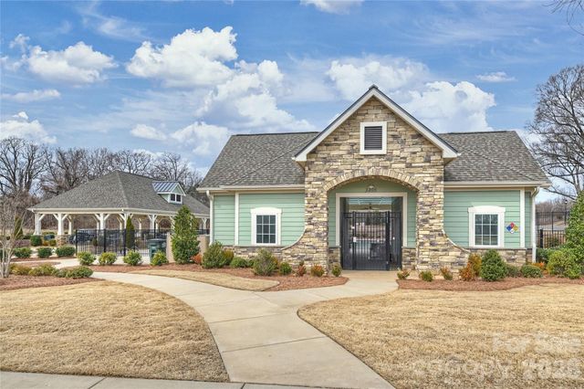 8818 Addingham Drive, Charlotte, NC 28269