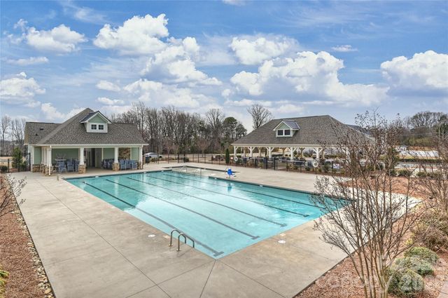 8818 Addingham Drive, Charlotte, NC 28269