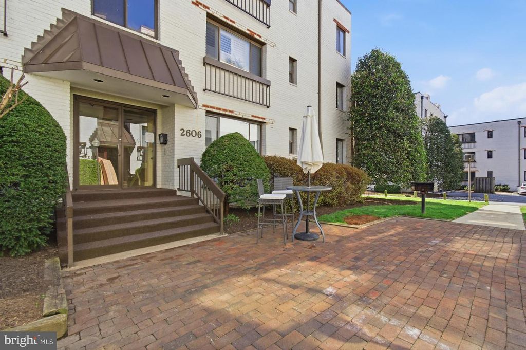 Image 1 of property listing at 2606 TUNLAW RD NW #2, Washington, DC 20007