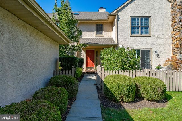 442 CHANDLEE DR, Berwyn, PA 19312