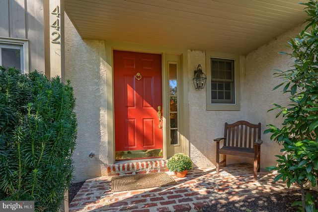 442 CHANDLEE DR, Berwyn, PA 19312
