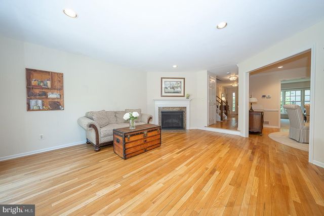 442 CHANDLEE DR, Berwyn, PA 19312