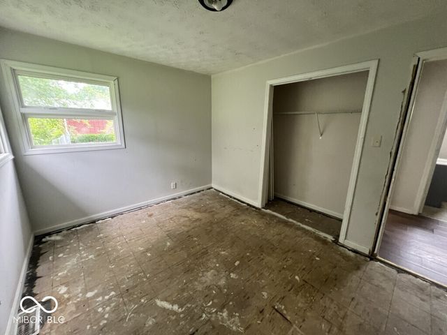 2319 E Loretta Drive, Indianapolis, IN 46227